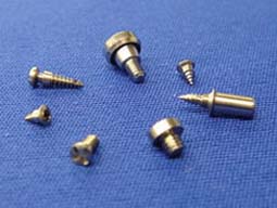 チタンインプラント小ネジ