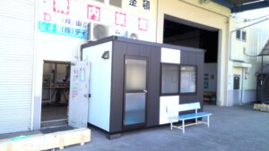 分煙の目的で「喫煙ルーム」を設置いたしました！